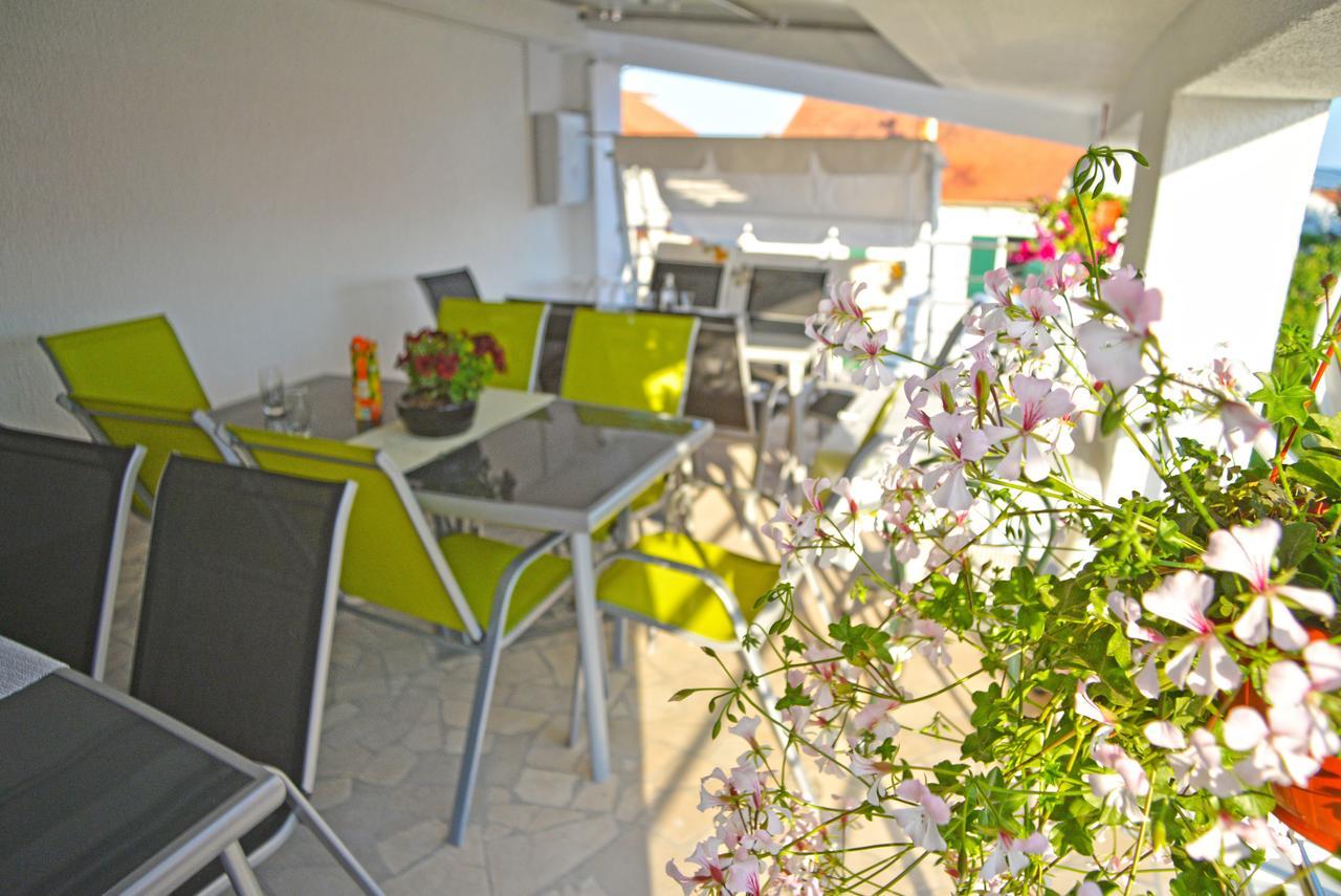 Apartments Lepur Vodice Exterior foto